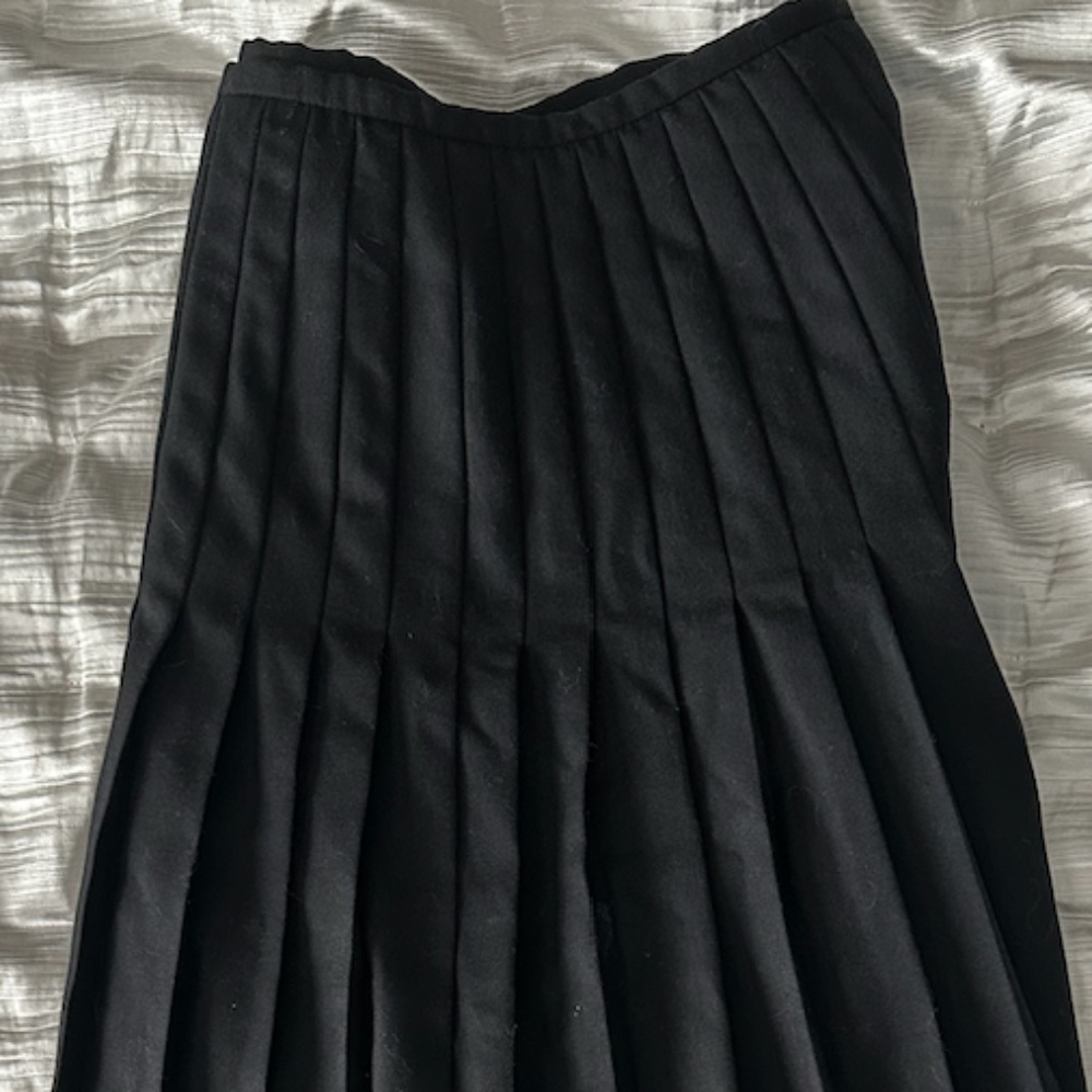 Talbots Pleated Wool Skirt, Size 4 (Excellent Condition)